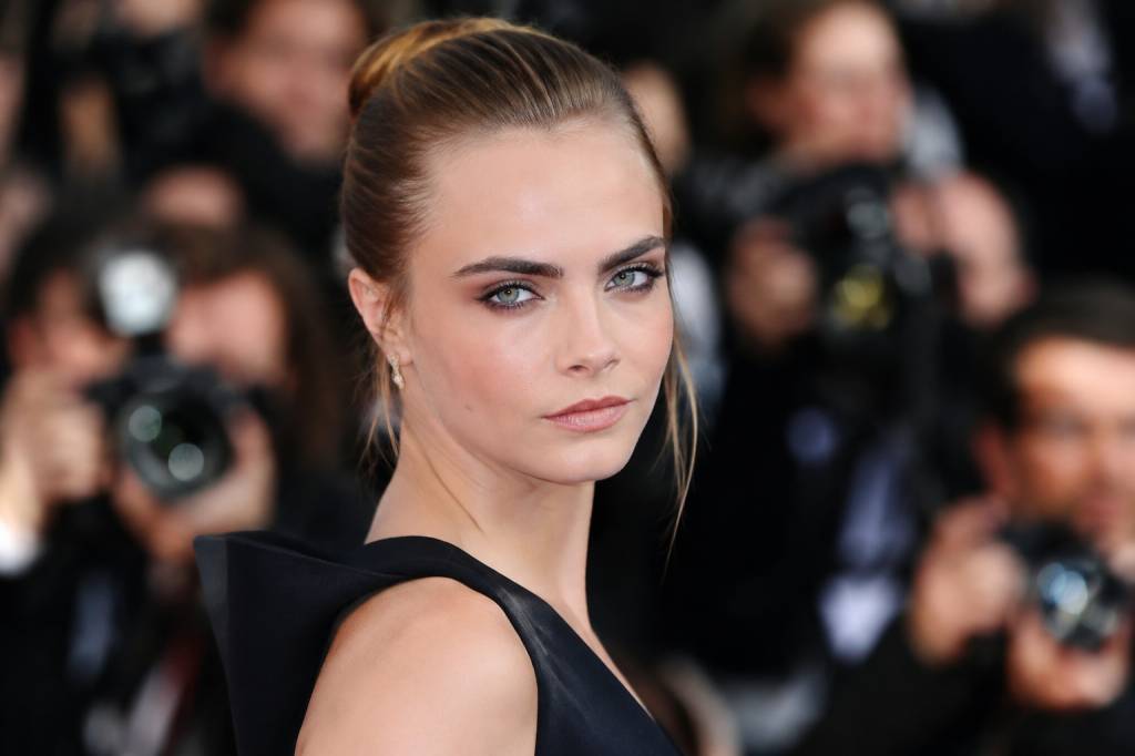 Cara Delevingne enceinte : ce que l’on sait de la rumeur qui fait le buzz